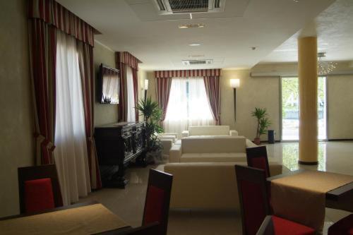 Solignano Nuovo Hotel Arthur מראה חיצוני תמונה