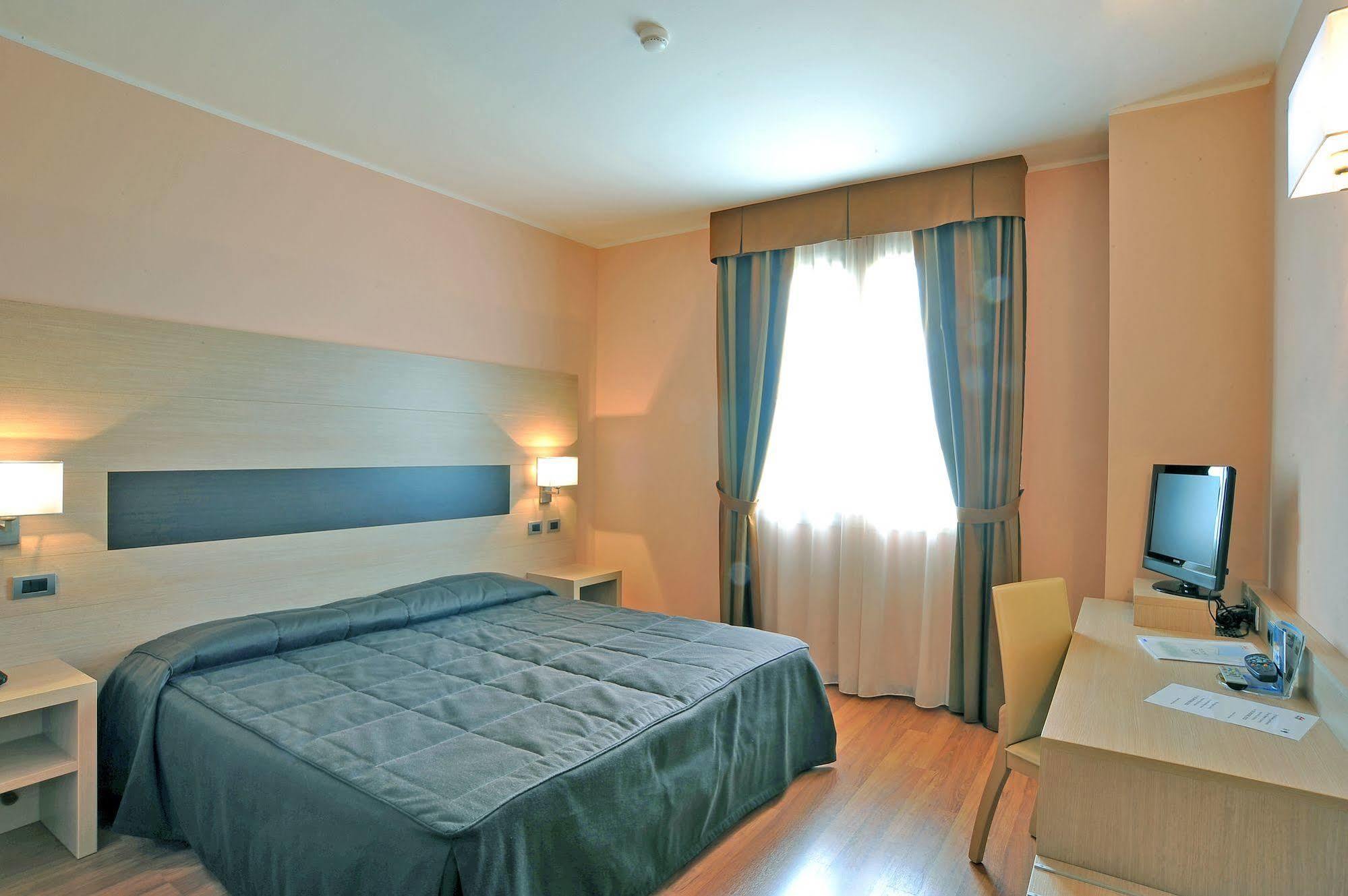 Solignano Nuovo Hotel Arthur מראה חיצוני תמונה